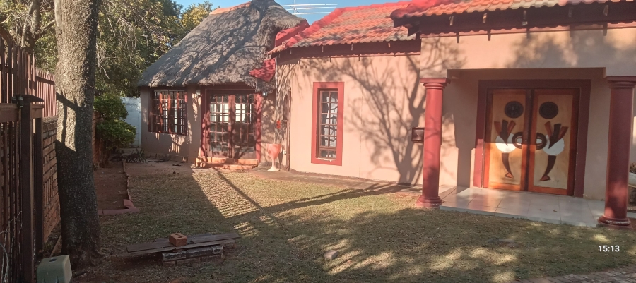 3 Bedroom Property for Sale in Geelhoutpark North West